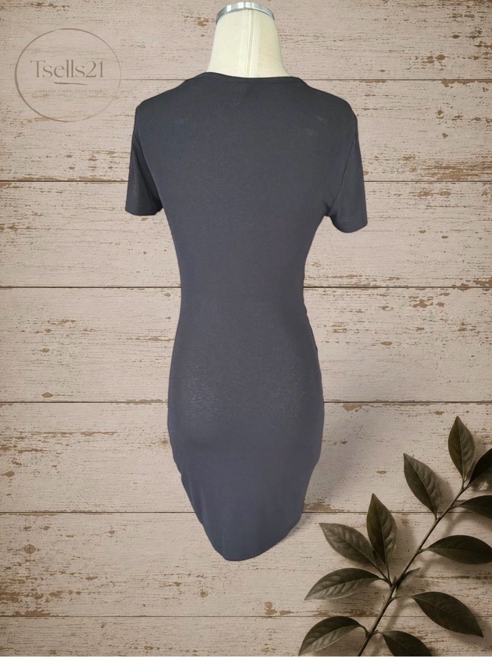 H&M Divided Ribbed Ruched Side Bodycon Mini Dress - Size M - Picture 3 of 6